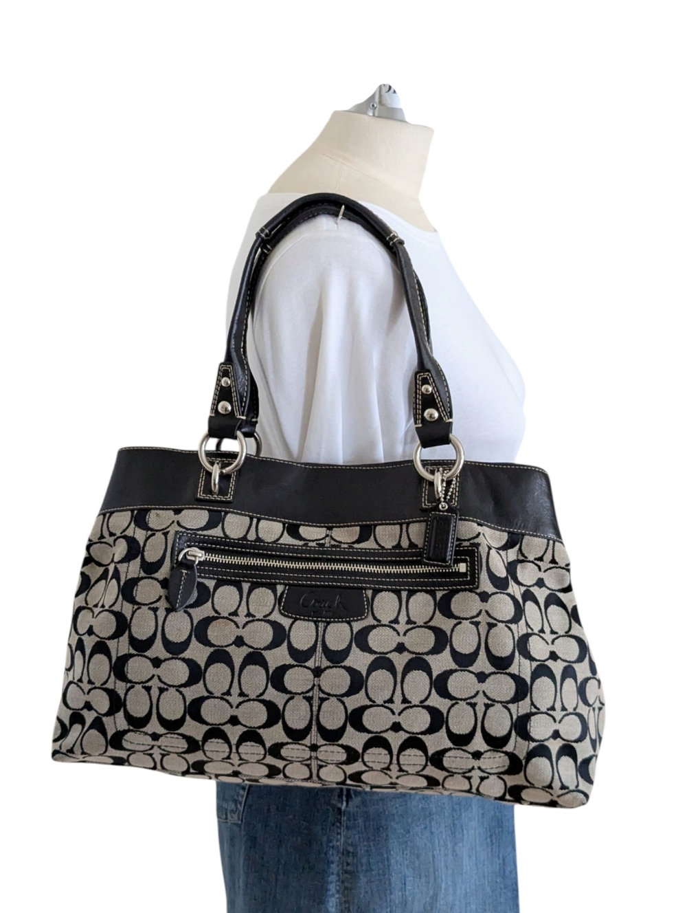 Coach Penelope Signature Logo Canvas Shoulder Bag - Picture 3 of 16